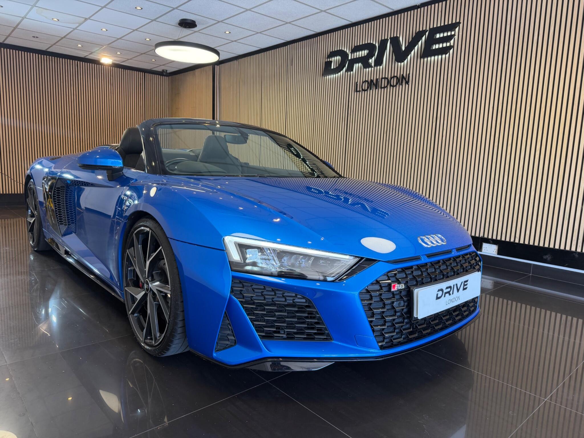 Audi R8